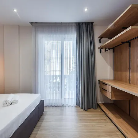 Sea La Vie Hotell Golem (Tirana)