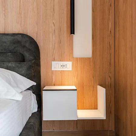 Sea La Vie Golem (Tirana)