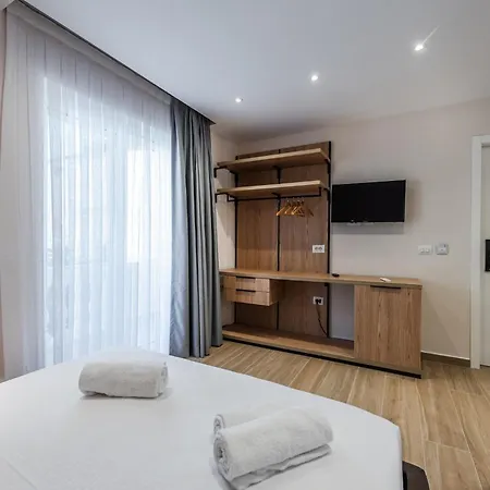 Hotel Sea La Vie *