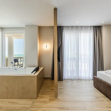 Sea La Vie 4*