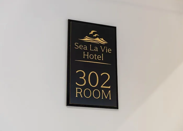 Sea La Vie * Golem (Tirana)