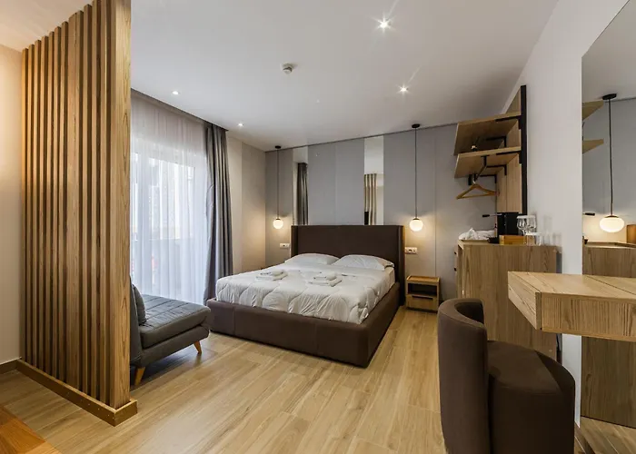 Sea La Vie Hotel Golem (Tirana)