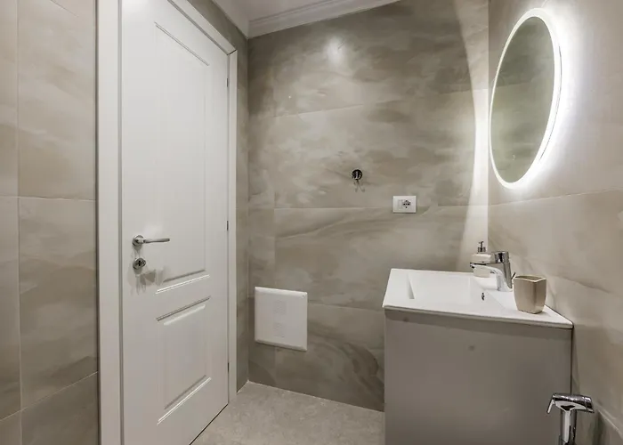 Sea La Vie * Golem (Tirana)